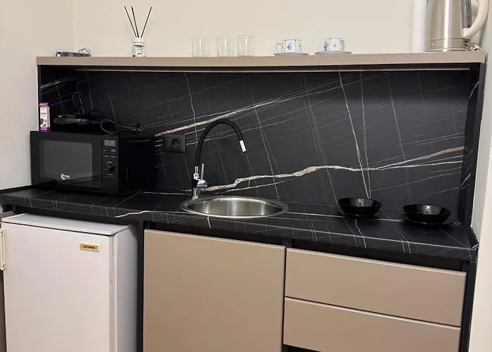 Prayla Luxury Apartment At Condor Center