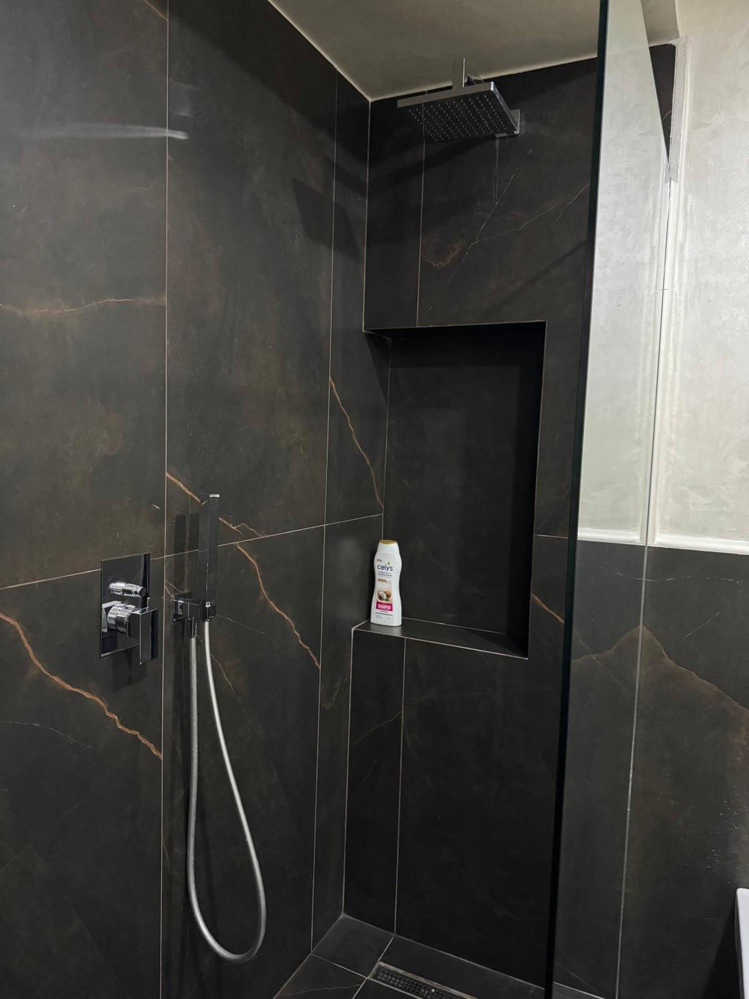 Apartamento Prayla Luxury At Condor Center Tirana